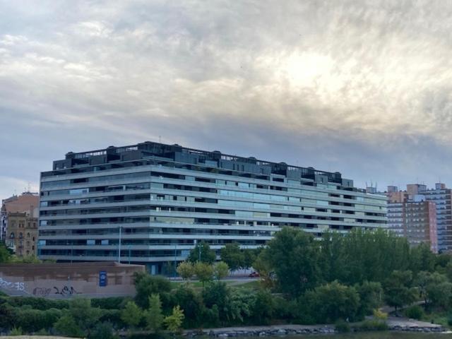 Atico Mejores Vistas Al Pilar Jacuzzi Y Garaje Saragossa Exterior foto