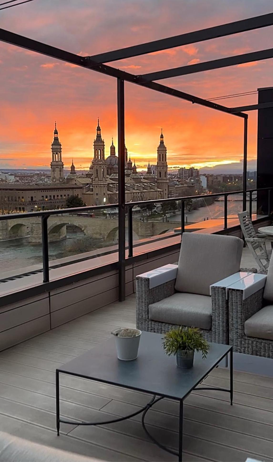 Atico Mejores Vistas Al Pilar Jacuzzi Y Garaje Saragossa Exterior foto